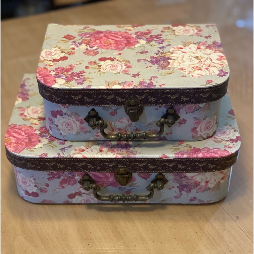 Beautiful Victorian Boxes like new